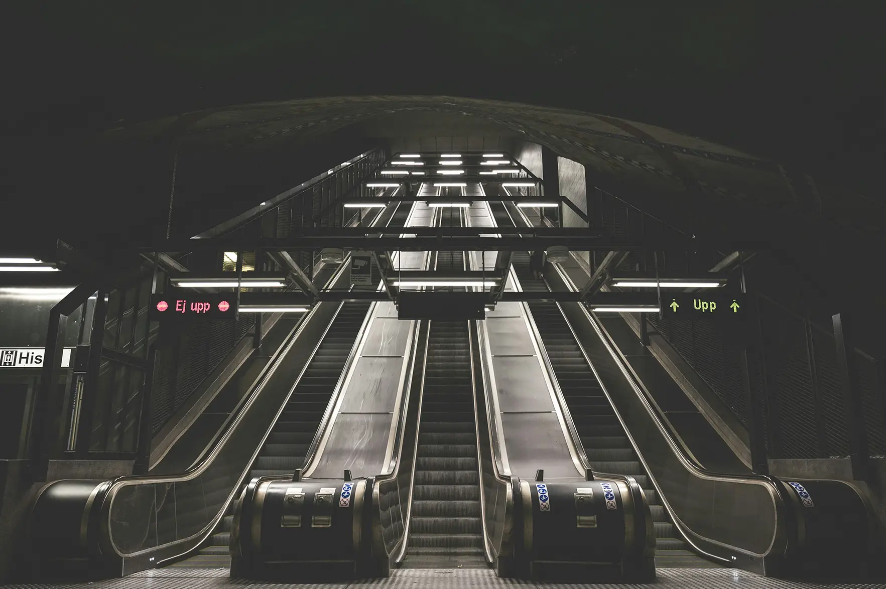 u-bahn-fahrtreppe